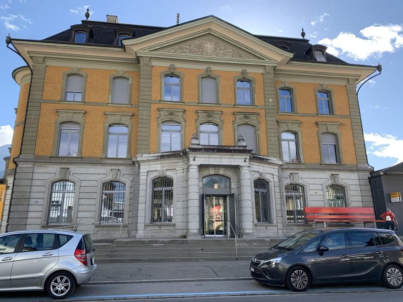 Verkaufsräumlichkeiten mit Altbauflair (1)