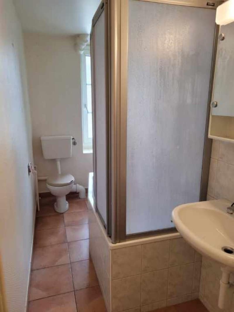Appartement de 3 pièces au 2ème étage à louer à Fleurier, idéalement situé (7)