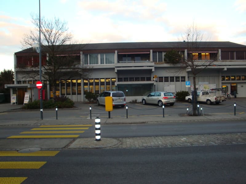 Aussenparkplatz in Belp zu mieten (2)