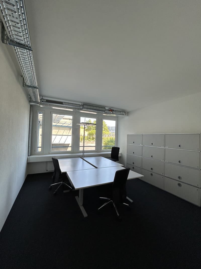 Vollausgebautes und möbliertes Büro in Wallisellen zu vermieten (3)