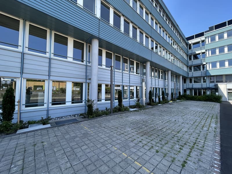 Vollausgebautes und möbliertes Büro in Wallisellen zu vermieten (6)