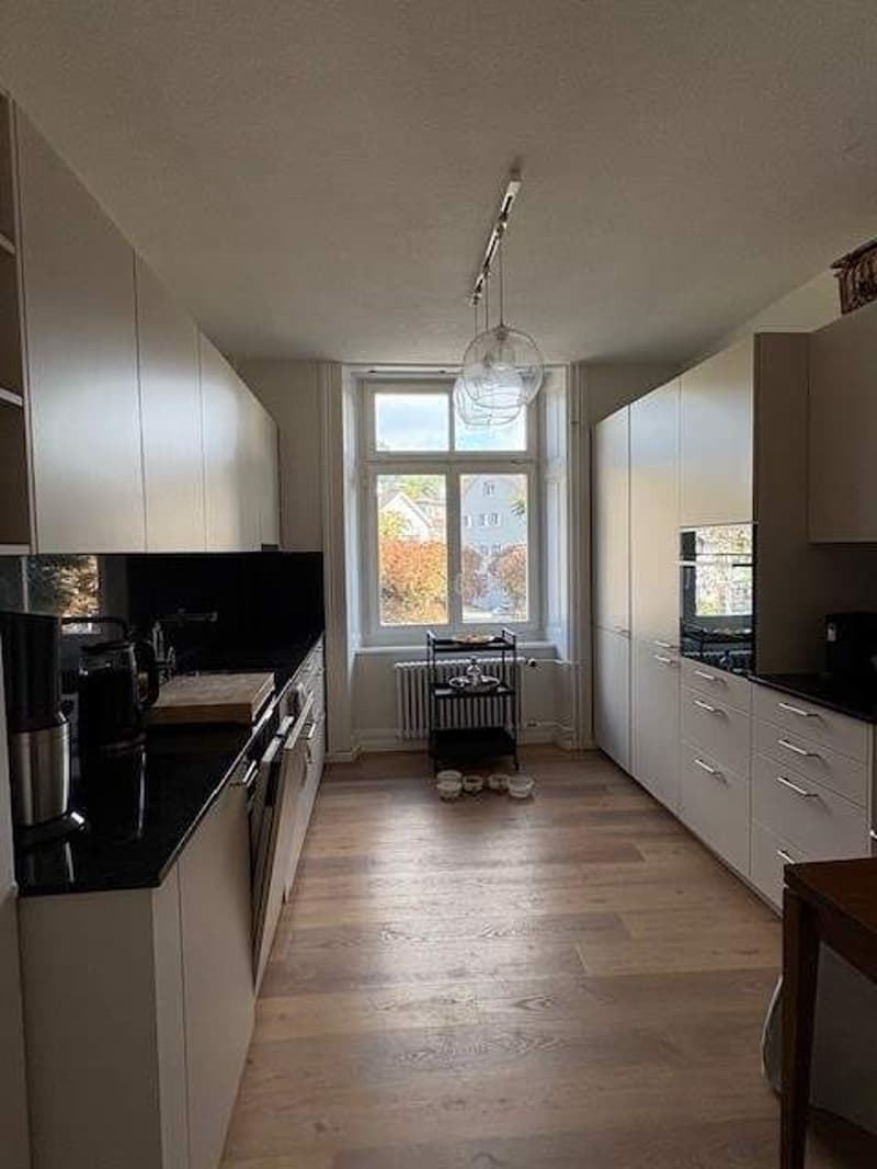 Attraktive 5-Zimmer-Wohnung in Wald! (2)