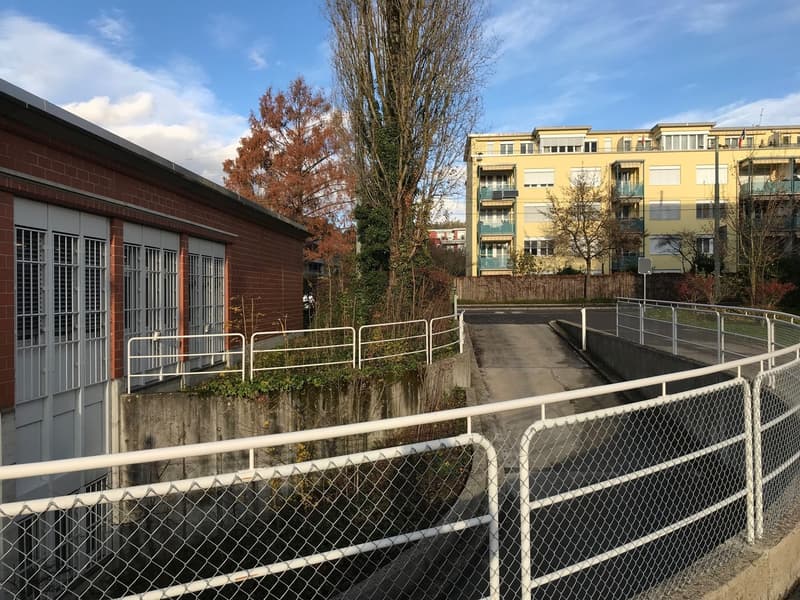 EG: Gewerbe-/Büro-/Verkaufsfläche ca. 84 m2 (A1) (7)