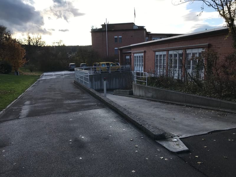 EG: Gewerbe-/Büro-/Verkaufsfläche ca. 84 m2 (A1) (6)