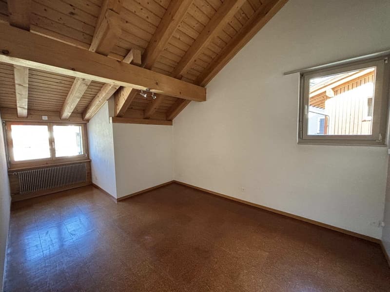 3.5-Zimmer-Dachwohnung in Disentis - befristet zu vermieten (7)
