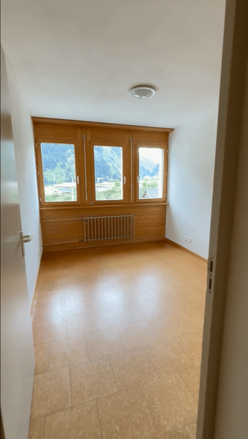 4.5-Zimmerwohnung mit Balkon befristet zu vermieten (13)