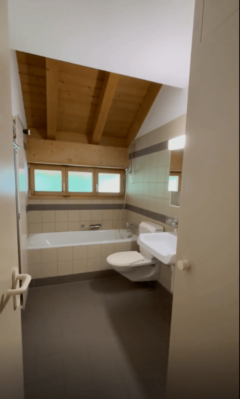 4.5-Zimmerwohnung mit Balkon befristet zu vermieten (10)