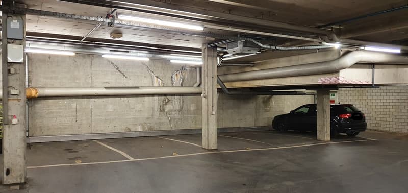 Zofingen, Einstellhallenplatz direkt am Bahnhof zu vermieten (3)