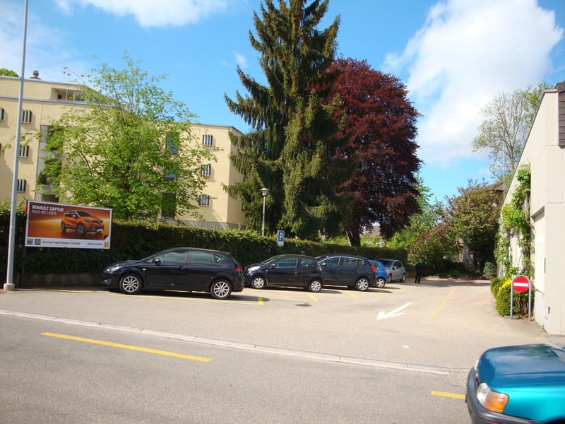 Aussenparkplatz in Kirchberg zu mieten (3)