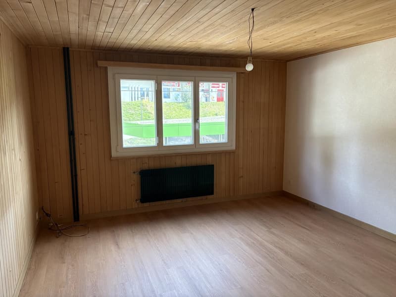 Villars-sur-Ollon au coeur du Village dans immeuble Poste et gare (9)