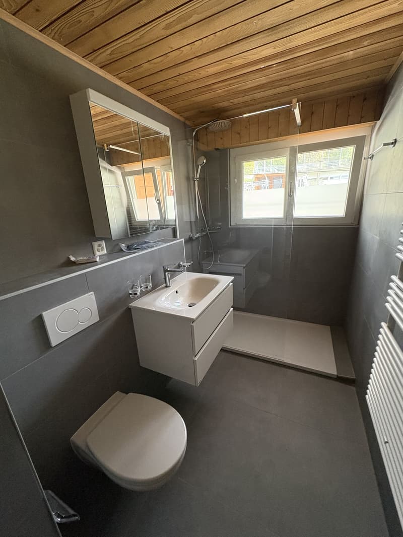 Villars-sur-Ollon au coeur du Village dans immeuble Poste et gare (11)
