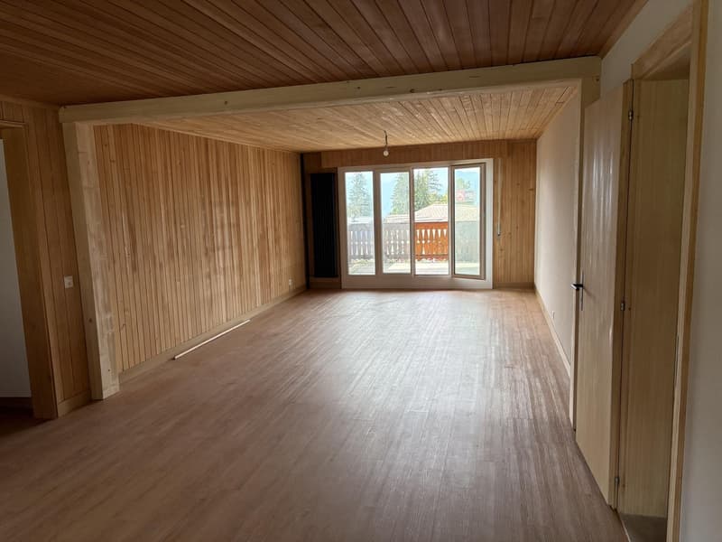 Villars-sur-Ollon au coeur du Village dans immeuble Poste et gare (6)