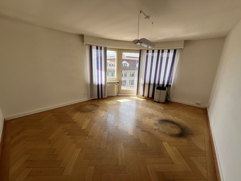 Grosszügige 7-Gewerbefläche an zentraler Lage in Zürich (4)