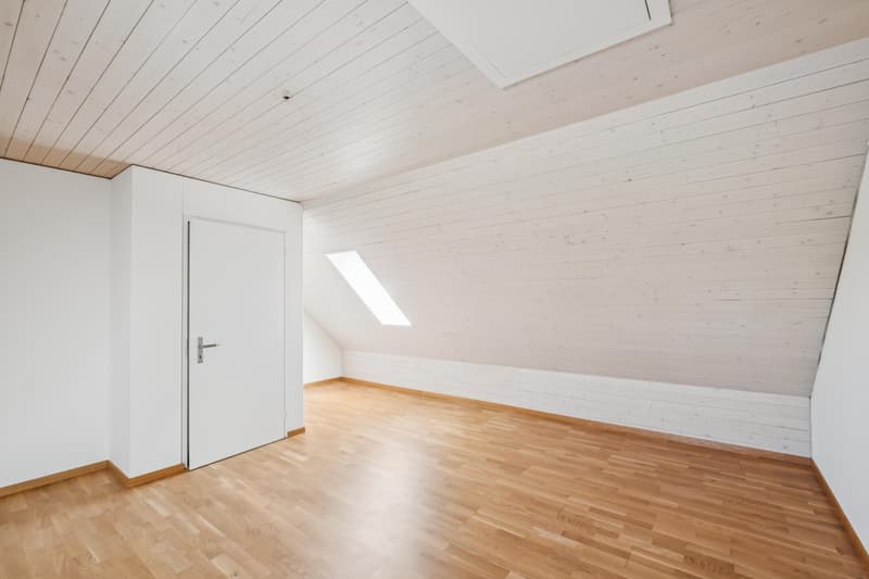 Familienfreundliche 5.5-Zimmerwohnung in Dulliken (8)