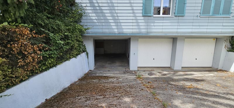Garagenbox an bester Lage in Muttenz (1)