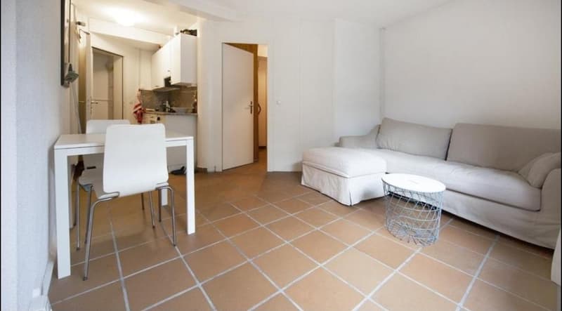 2.5 Zimmerwohnung in Zürich (2)