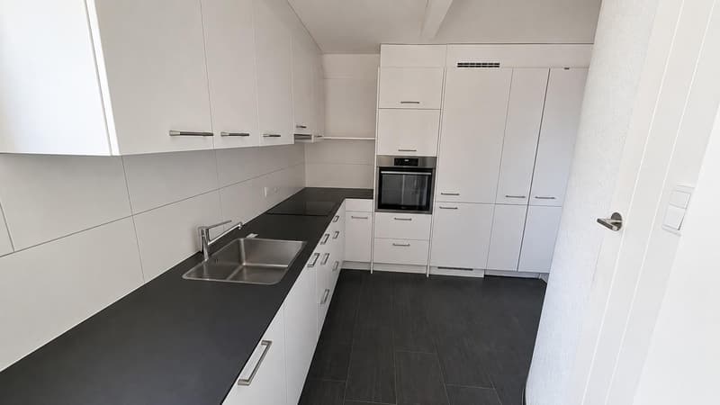 5.0 Zimmerwohnung in Schönenbuch (7)