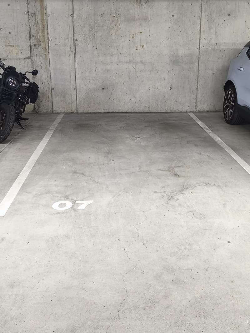 Parkplatz in Münchenstein (1)