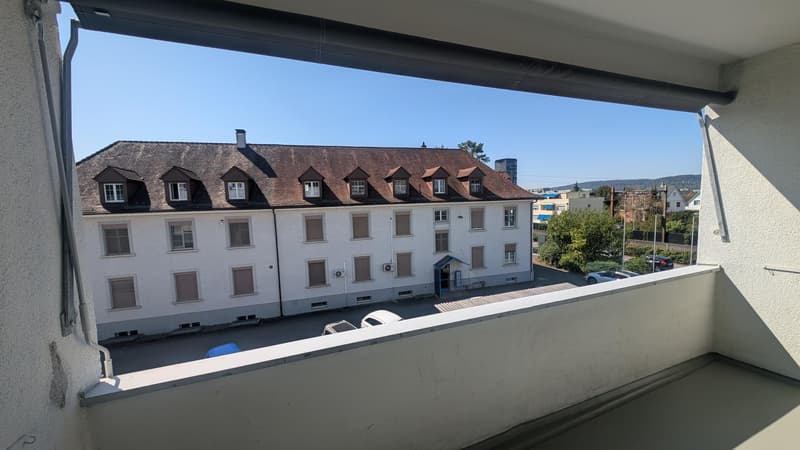 Attraktive 3-Zimmer-Wohnung mit Balkon in Pratteln (6)