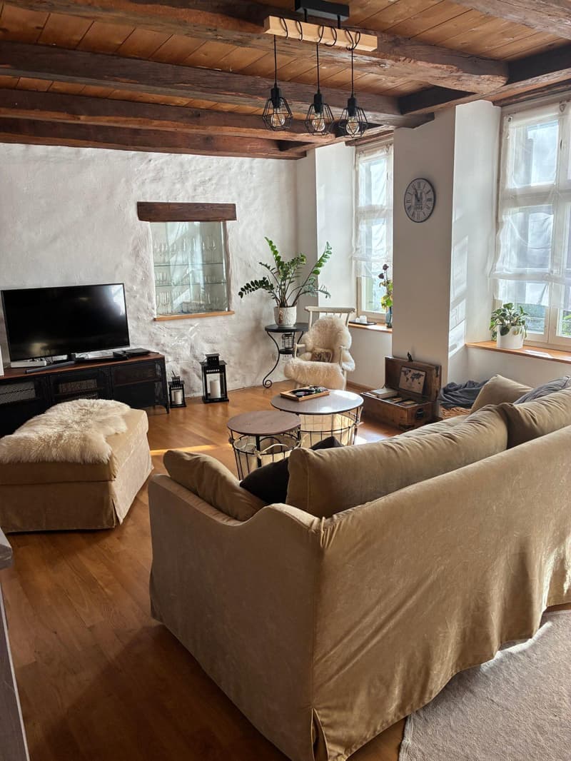 Charmante 3.5-Zimmer-Wohnung mit Balkon am Andreasplatz in Basel (1)