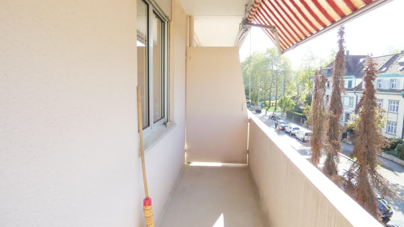 Helle 3.5-Zimmer-Wohnung mit Balkon und praktischem Reduit in Basel (7)