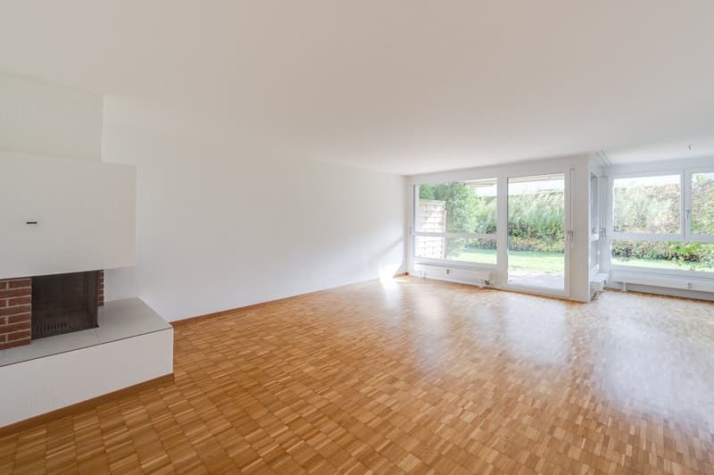 Moderne Wohnung mit zwei Sitzplätze (5)