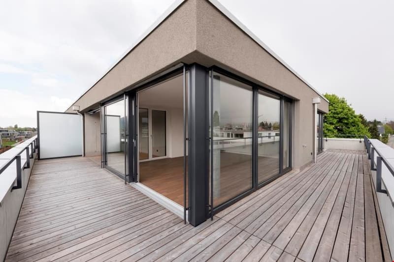helle Attikawohnungen mit 53m2 Terrasse (8)