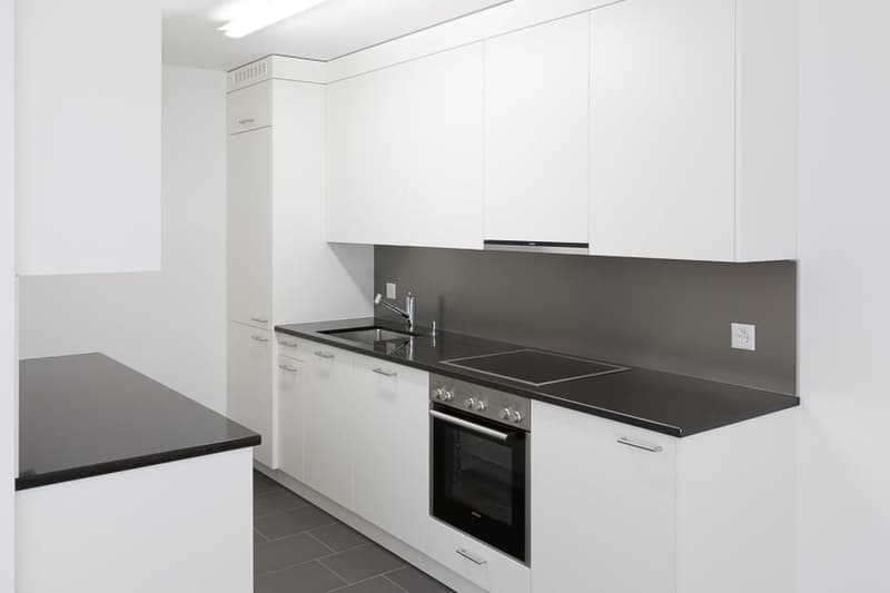Schöne 3.5-Zimmerwohnung im 2. OG (2)