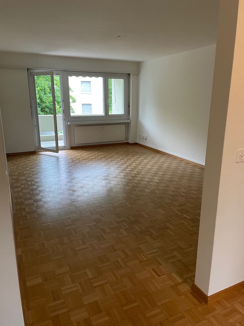 3 1/2-Zimmerwohnung im 1. Stock! (3)