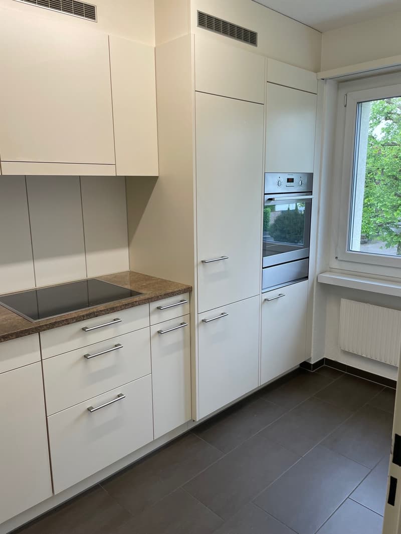 3 1/2-Zimmerwohnung im 1. Stock! (2)