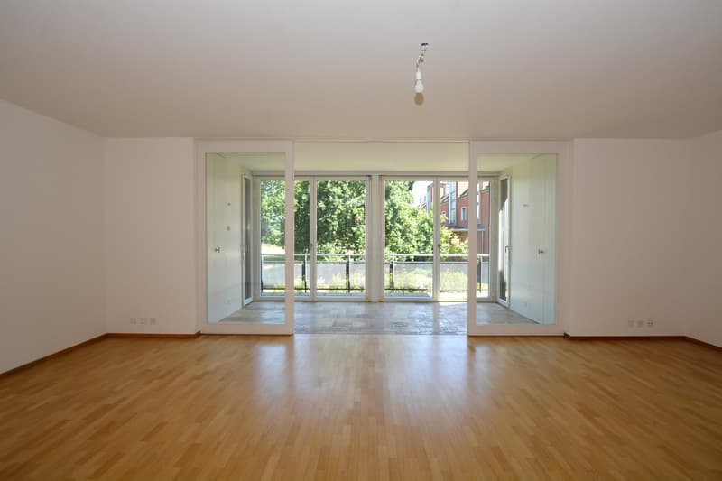 Wohnzimmer mit Wintergarten