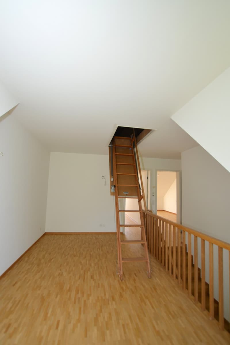 Zugang zum Estrich