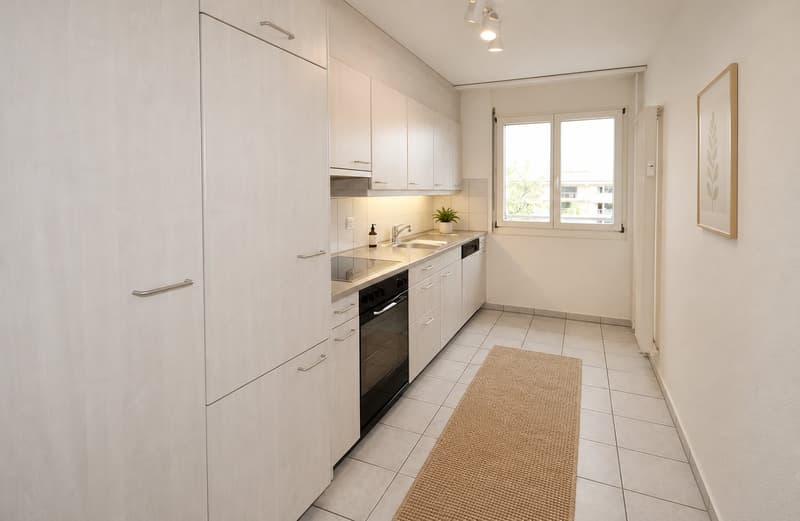 Ideale Wohnung für Pendler und Singels! (2)