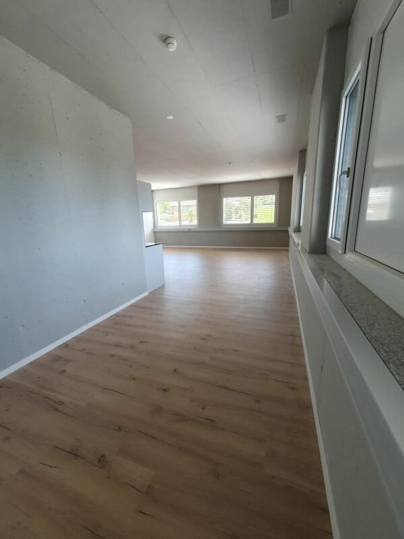 57m² Büro.-/ Gewerbe.- / Praxis.- / Fitness.- oder Therapiefläche (2)