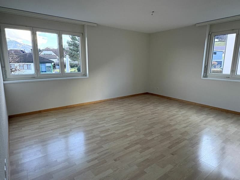 Attraktive 2½-Zimmer-Wohnung in gepflegtem Wohnquartier (3)