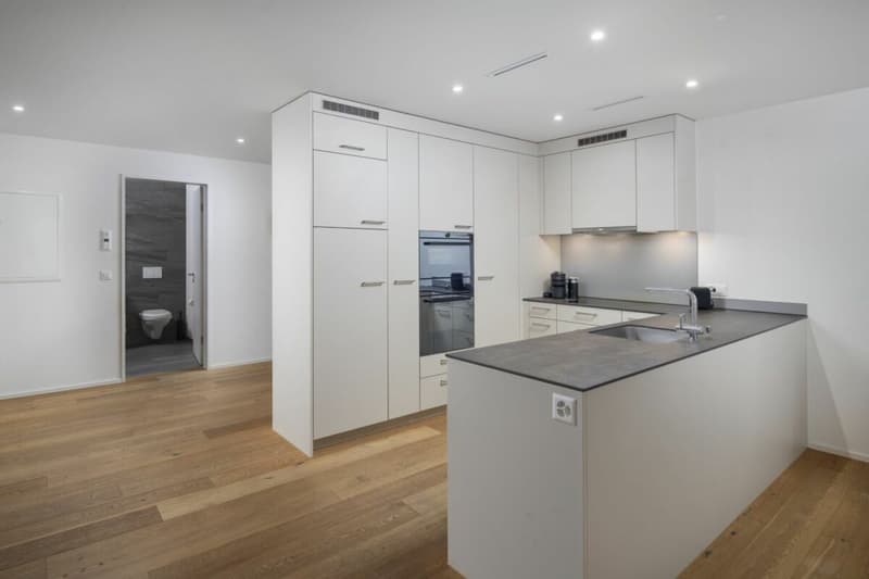 Ihr neues Zuhause: Helle, moderne Wohnung an bester Lage inklusive Tiefgaragenplatz (1)