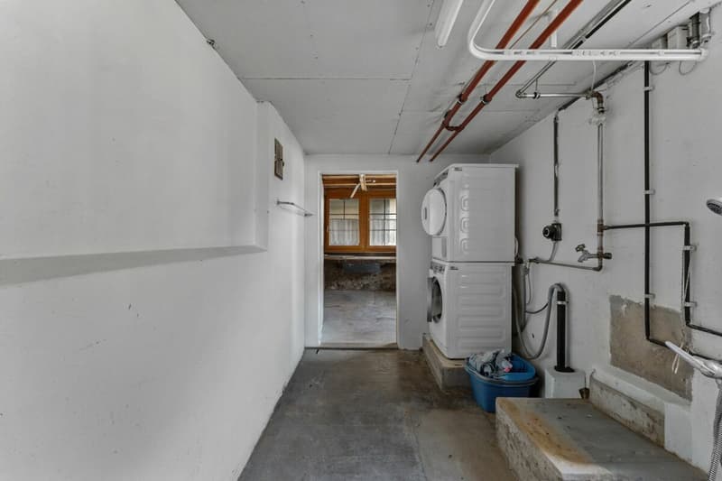 RESERVIERT: Zweifamilienhaus / EFH mit Einliegerwohnung (22)