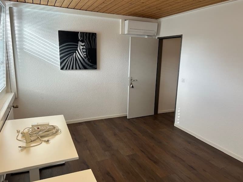 Espace de bureau au Bareggcenter Dättwil (2)