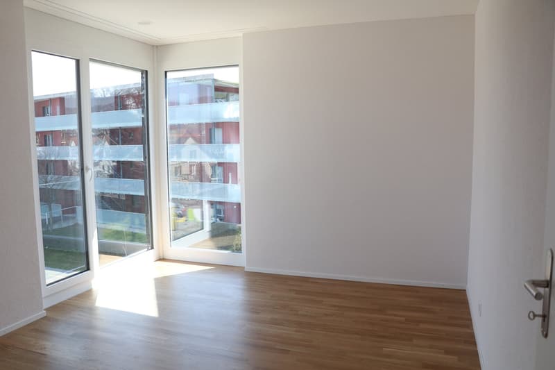 Moderne und helle Wohnung mit Garten (4)