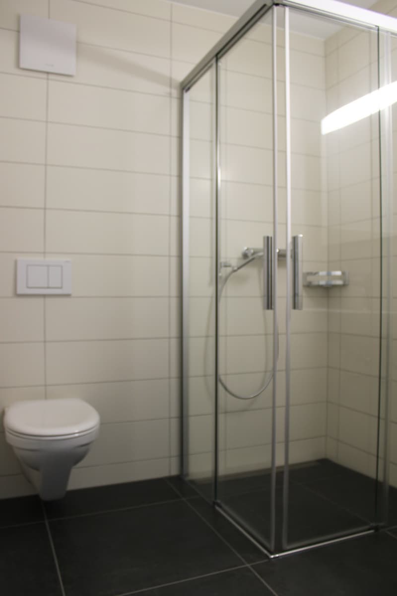 Dusche_WC.JPG