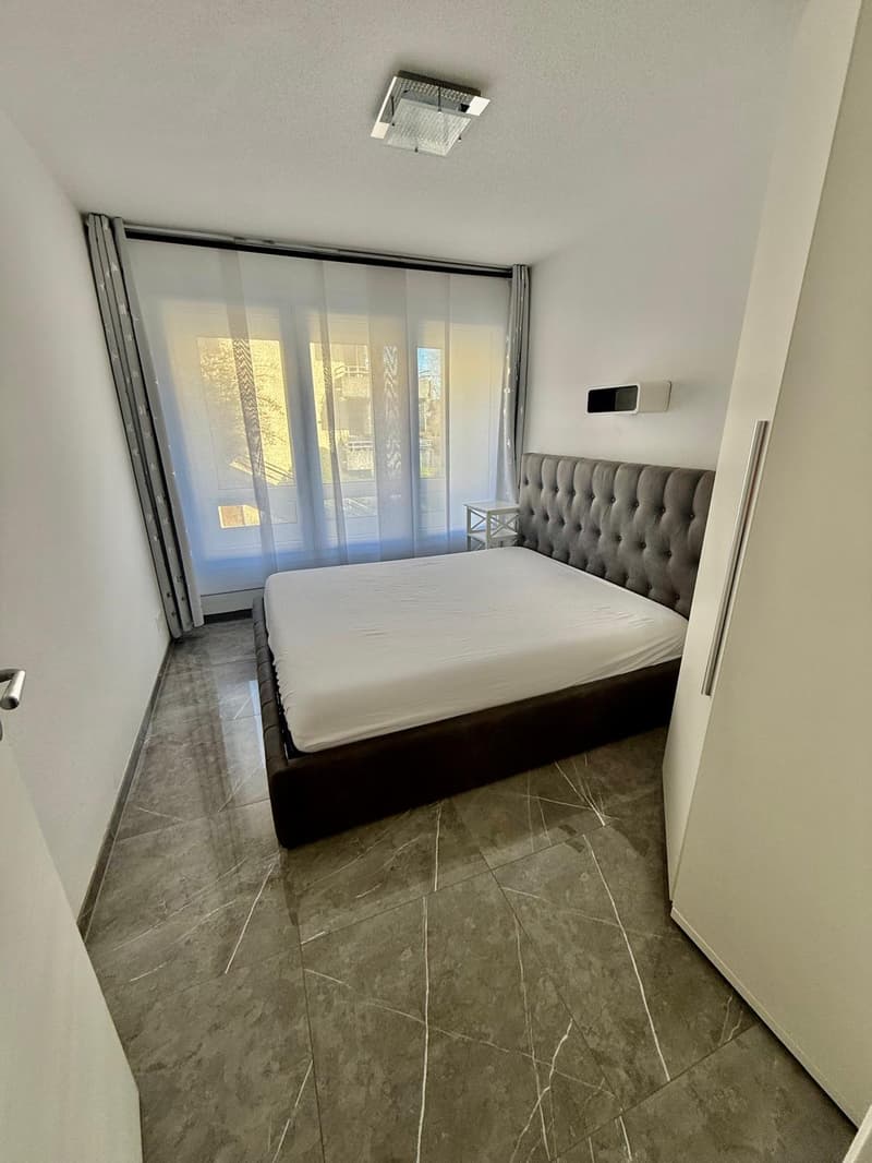 Luxuriöse 3.5-Zimmerwohnung an ruhiger Lage in Ipsach (8)