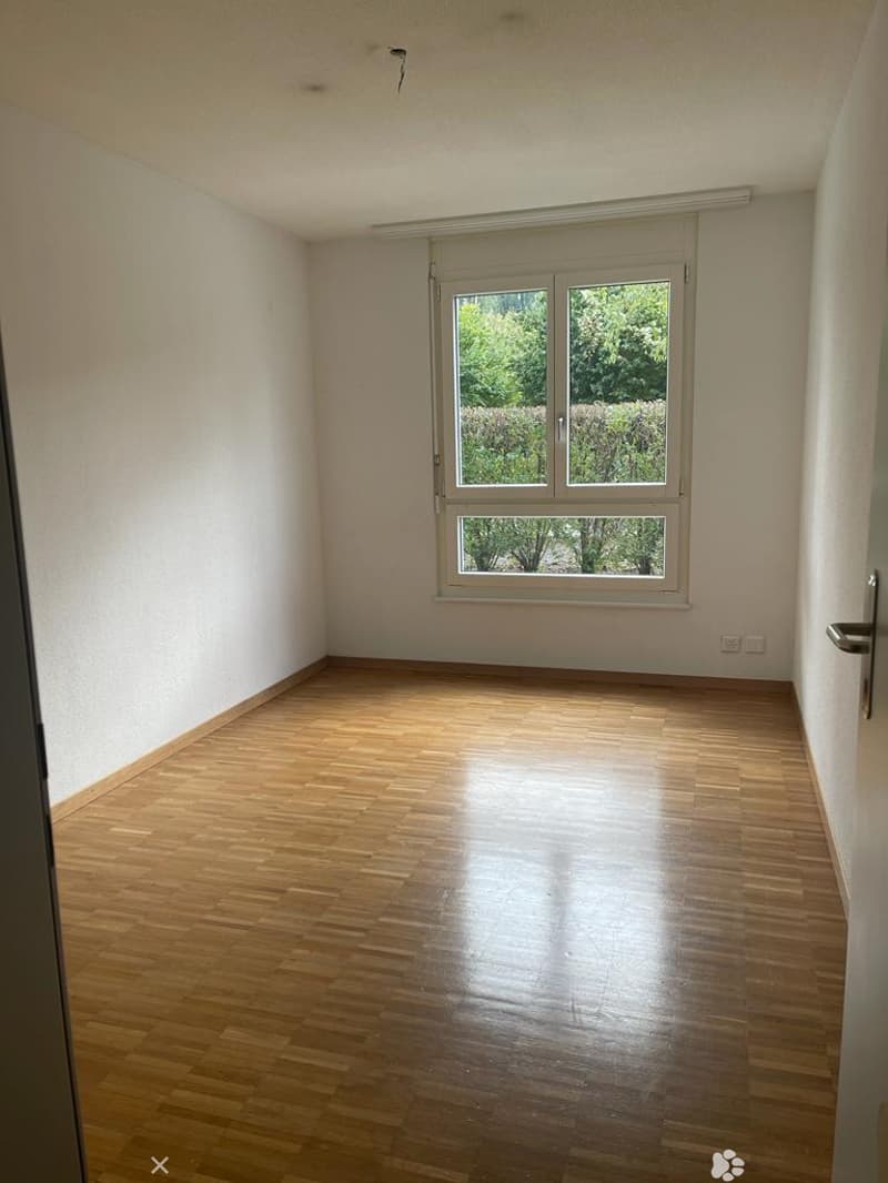 Moderne 3.5-Zimmerwohnung an ruhiger Lage (6)