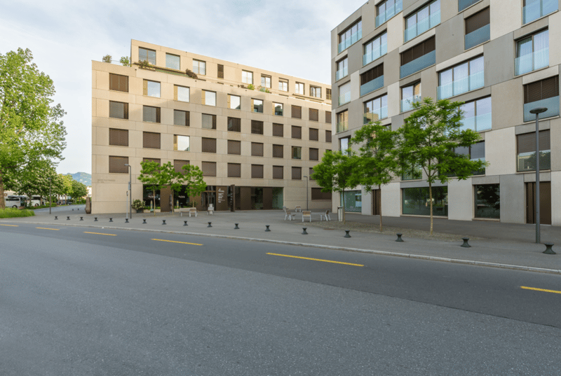 Bureau moderne et lumineux (nettoyage, électricité et frais annexes inclus) à louer dans un emplacement idéal (5)