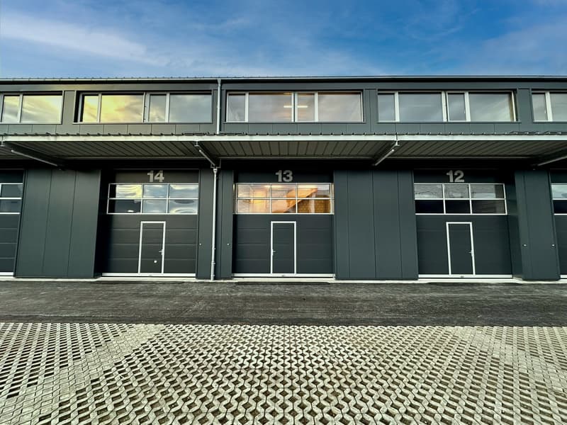 Modern commercial property in Röthenbach Herzogenbuchsee for rent (2)