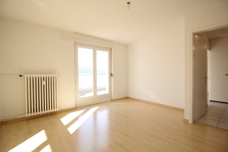 Gemütliche 4-Zimmer-Attikawohnung mit schöner Aussicht an ruhiger Lage (7)
