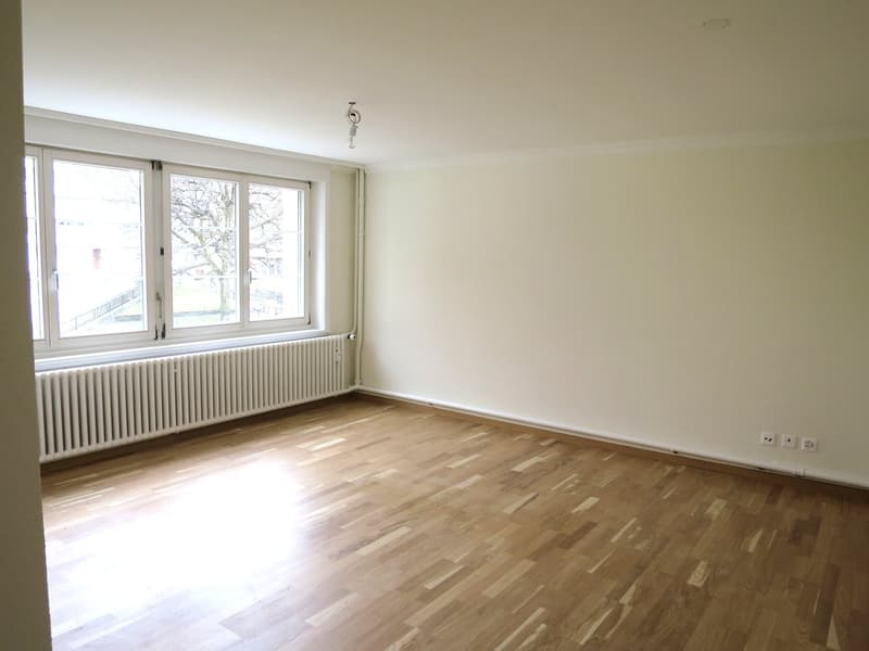 Charmante 2.5-Zimmer-Wohnung mit Balkon im Altbau – Herisau (6)