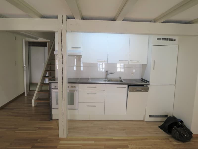 Charmante 2-Zimmer-Dachwohnung in der Altstadt von St. Gallen (4)