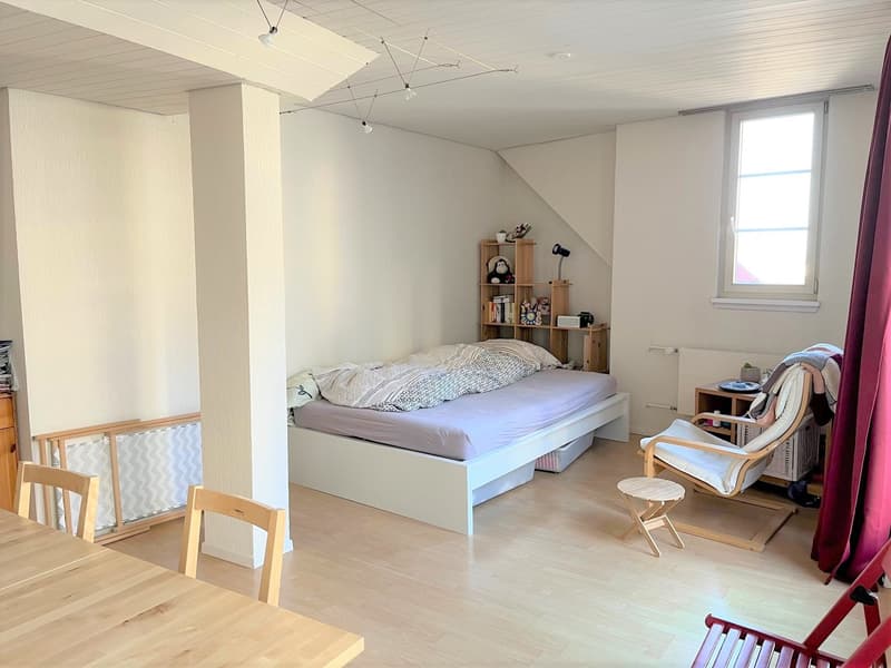 Charmante 1.5-Zimmer-Altbauwohnung mit Balkon in St. Gallen (7)