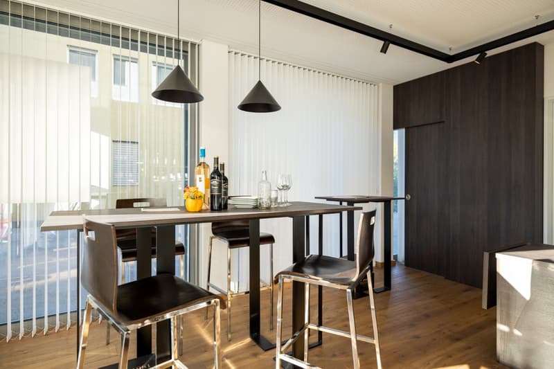 Attraktive Ladenfläche mit Schaufenster und Aussenbereich (3)