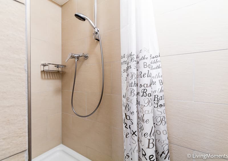FL_APP1_dusche.jpg
